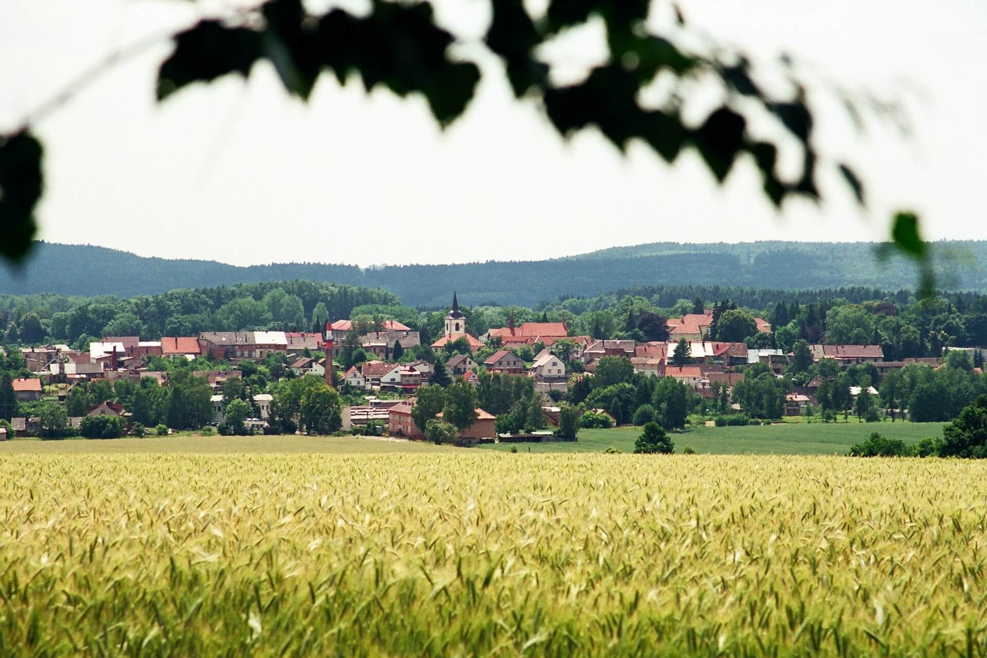 Trutnov, Riesengebirgsvorland, Miletín