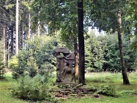 Trutnov, Stadtpark und Waldpark, Emil Schwantner, Damhirschkuh