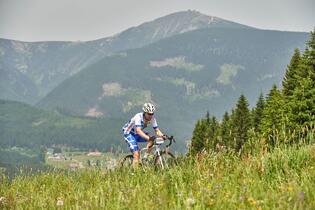 Krakonošův cyklomaraton se Sněžkou v zádech