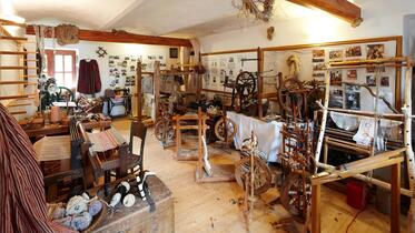 Trutnov, Voletiny Circuit, Weaving mill with a museum exhibition in the house under the ash tree