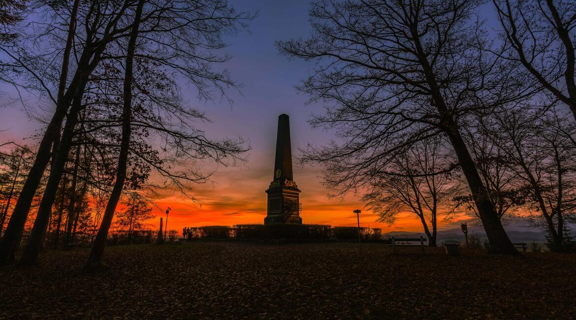 Trutnov, cyklostezka 4212 Po stopách války 1866, památník generála Gablenze