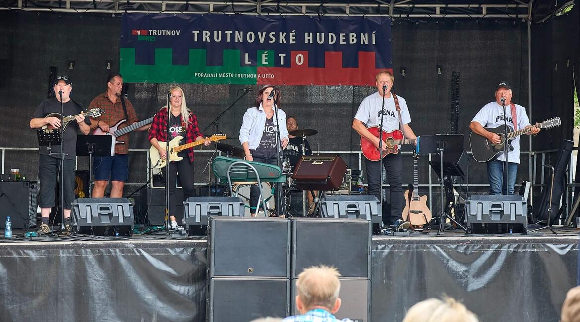Trutnovské hudební léto, foto Miloš Šálek, Country kapela Pěna - ilustrační foto