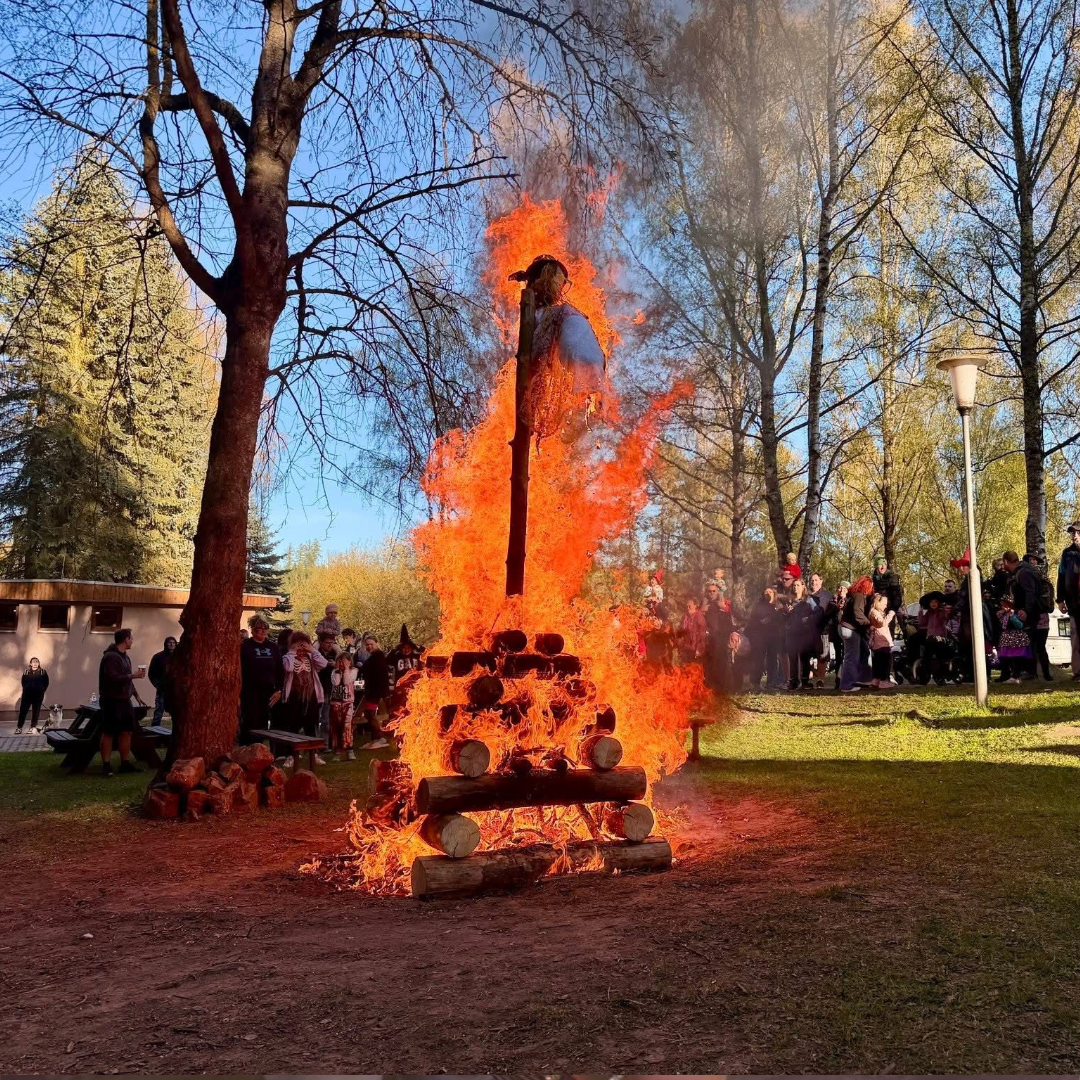 Pálení čarodejnic na Dolcích